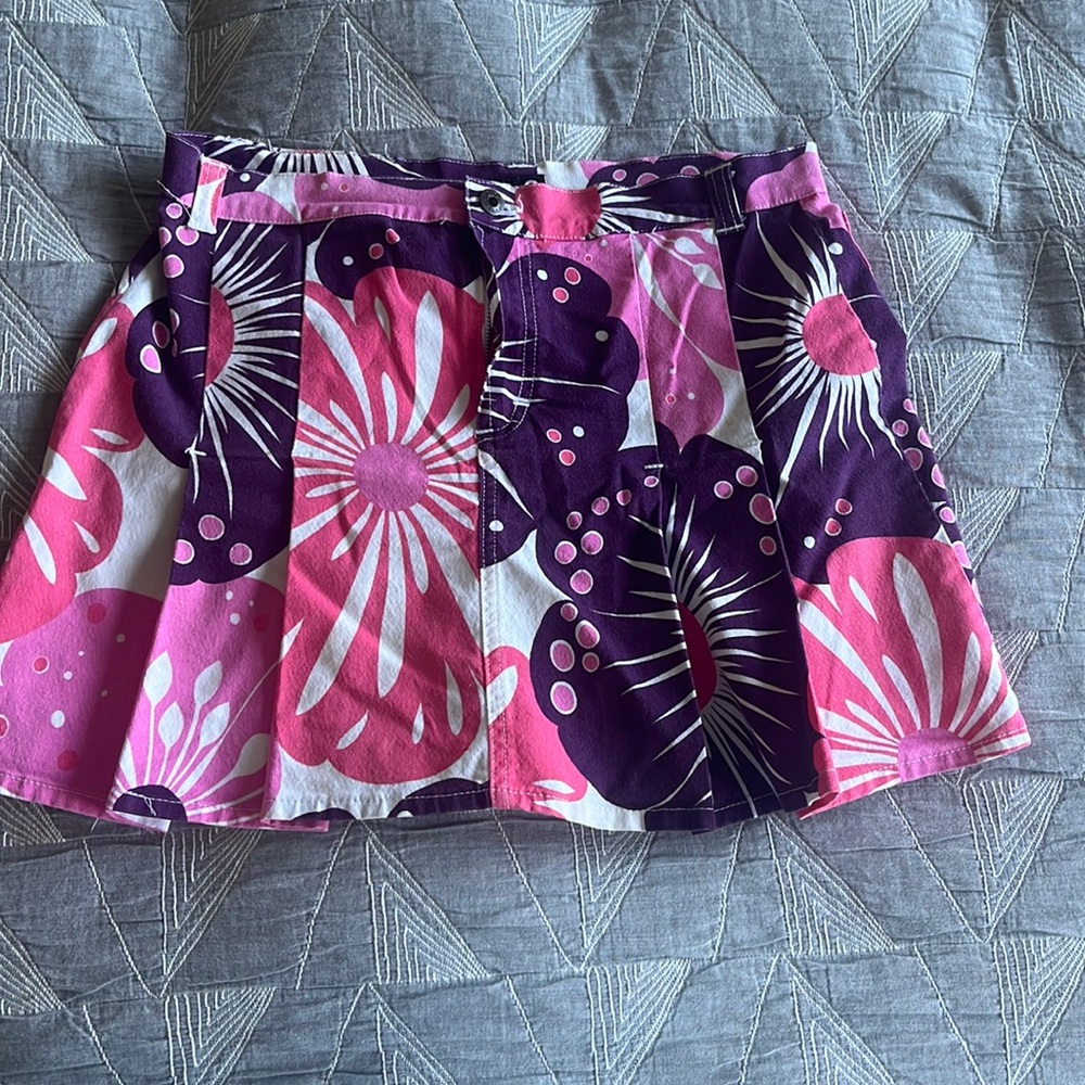 Dolce and gabbana mini skirt